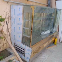 فروش یک دستگاه یخچال ویترینی قنادی