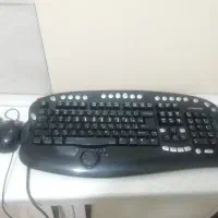 کیبورد به همراه موس