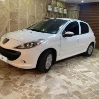 فروش ۲۰۷ بی رنگ بسیار سالم مدل اذر ۴۰۲