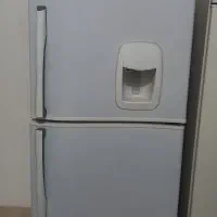 یخچال فریزر بسیارتمیز ومرتب درحدنو،