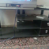 زیرتلویزیون شیشه ای زیبا