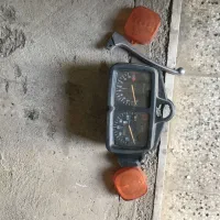 کیلومتر موتور سیکلت وشیشه راهنما