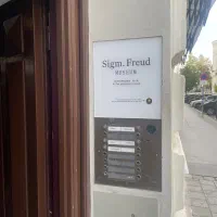 ویزیت و نسخه آنلاین تخصصی روان