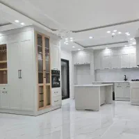 کابینت کافی بار نئوکلاسیک همراه با طراح شرایطی چکی