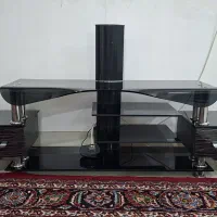میز تلویزیون شیشه ای