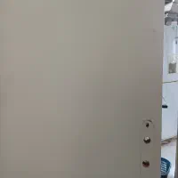 در اتاق و سرویس بهداشتی ۴تاو چند عدد کابینت