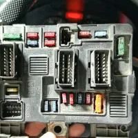 BSM  جعبه فیوز محفظه موتور 206