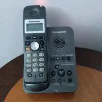 خط تلفن ثابت رند نقره ای