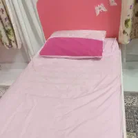 تخت و درایور اپادانا نوجوان همرا خوشخواب