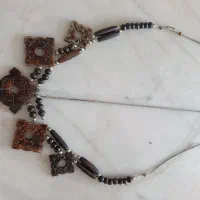 گردنبند بسیار قدیمی