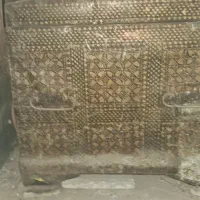 صندوق قدیمی بزرگ