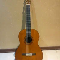 گیتار یاماها C40