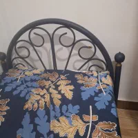 تخت و تشک