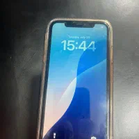 ایفون11در حد نو