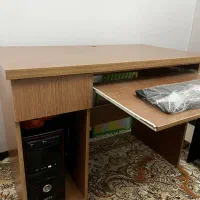 میز تحریر کامپیوتر