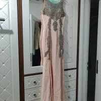 لباس مجلسی درحد پنج شیش ساعت پوشیده شده کارشده هست