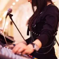 دیجی خانم اقا *اقتصادی عروسی*کافه dj تولد