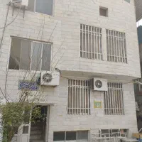 نظافتچی خانه دار خانوم