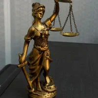 وکیل پایه یک دادگستری