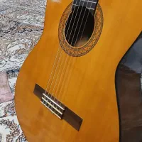 گیتار یاماها c40 با کاور مشکی
