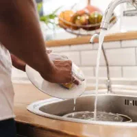 جویای کار ظرفشویی