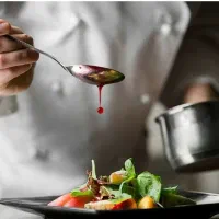 آشپز تخصصی و تسلط به غذای ایرانی وفرنگی