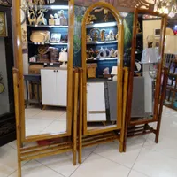 آینه پایه دار