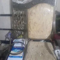 صندلی آهنی