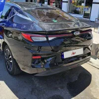 جک برقی ej7  ۲۰۲۴