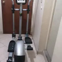 دستگاه ورزشی الپتیکال( اسکی فضایی)