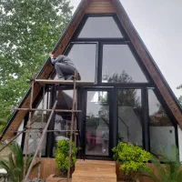 پنجره دو جداره UPVC و توری پلیسه آفتاب