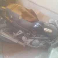 سوزوکی ۲۵۰