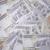 پول قدیمی از هر کدوم ۱۰ تا هست جمعا بیست تاس