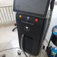 مرکز لیزر
