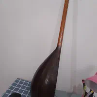 دوتار جنس خوب بدون خطو خش چوبش تمیز