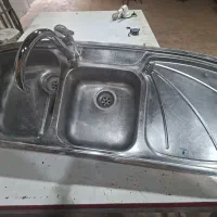 سینک توکار با شیر