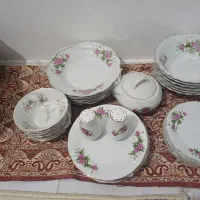 طرف گل سرخی