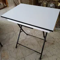 میز تحریر شیک و سالم