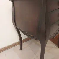 یک جفت میز کنار سالنی