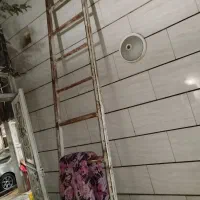نردبان آهنی سنگین  ویترین و قفسه و میز با سه کشو