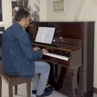 آموزش پیانو گیتار هنگدرام آواز