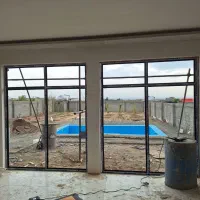 تولید و تعمیر و رگلاژ و نصب انواع پنجره های UPVC