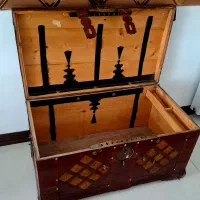 یخدان صندوق قدیمی زنگدار عتیقه قاجاری