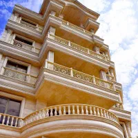 سکونت در قلبِ ستارخان ۵ واحدی