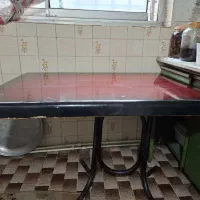 میز چوبی