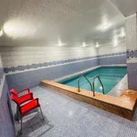 ویلادربست ساحلی استخردار