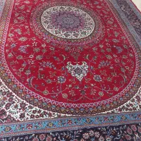 ۲عددفرش قرمزلاکی