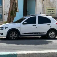 کوییک R سفید