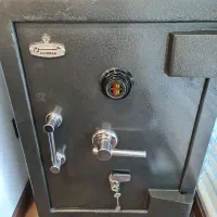بازگشایی قفل رمزدیجیتال درب گاوصندوق و خودپردازATM