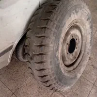 لاستیک عقب نیسان با رینگ